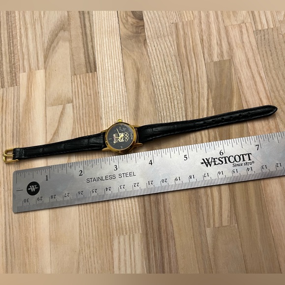 Kodak Olympics Ladies Watch Vintage Genuine Black Leather Yellow Gold Tone Case - Picture 11 of 11